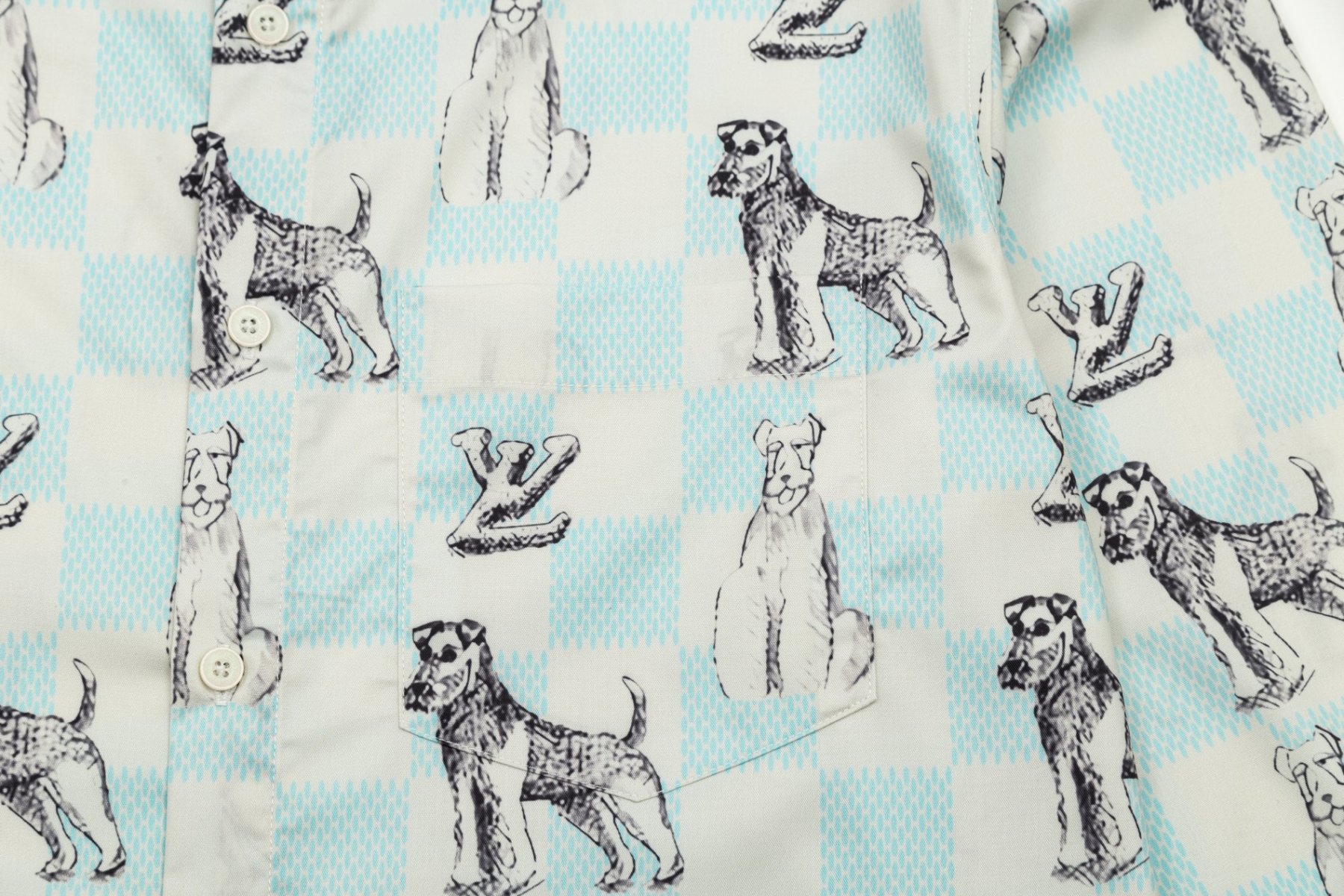 【LOUIS VUITTON 公式旗艦店】ルイヴィトン シャツ ご好評に付き再入荷 240715