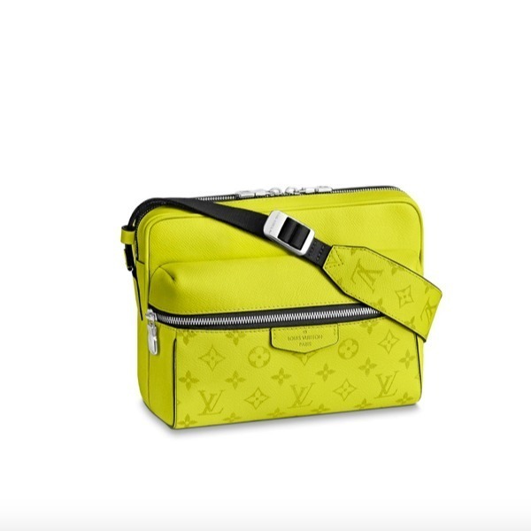 入手困難 LOUIS VUITTON アウトドア メッセンジャー PM 4色展開
