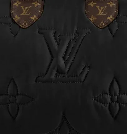 【大人気！この冬はこのバック♡】ルイヴィトン　バッグ