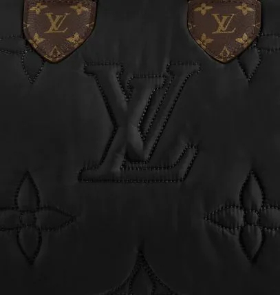 【大人気！この冬はこのバック♡】ルイヴィトン　バッグ