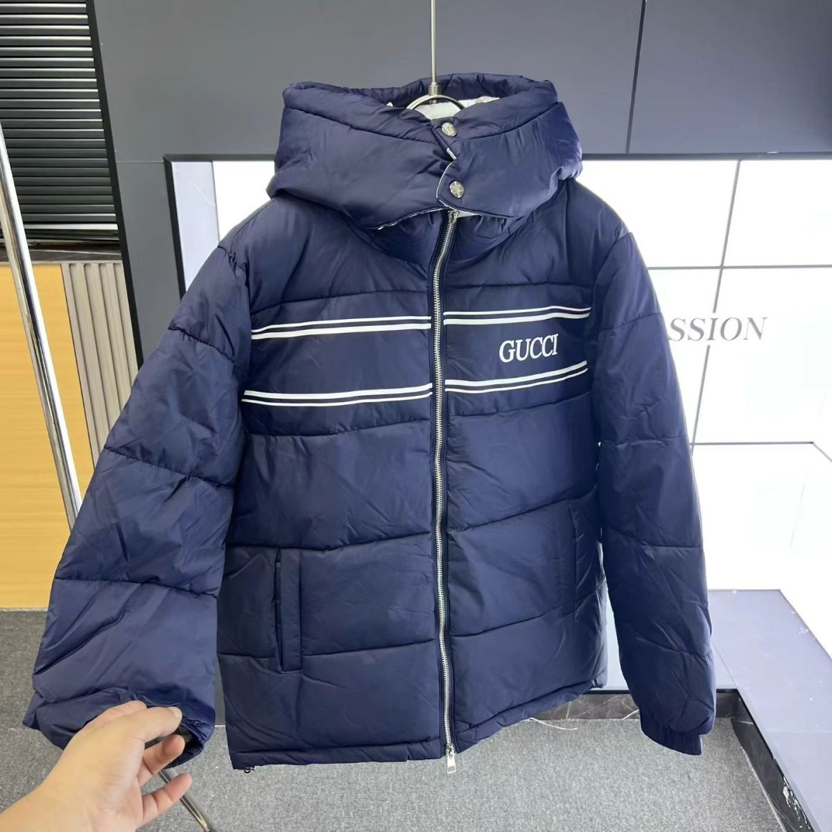 【GUCCI旗艦店】グッチ ダウンジャケット ご好評に付き再入荷！