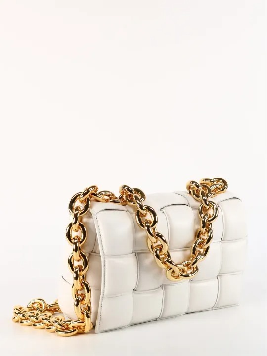 ボッテガ・ヴェネタ チェーン カセット ショルダーバッグ チョーク