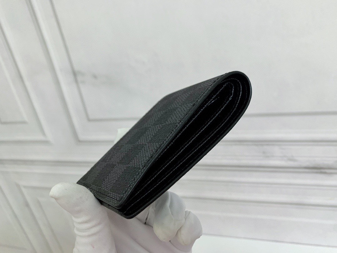 Louis Vuitton（ルイヴィトン） 財布 11x9x1.5cm