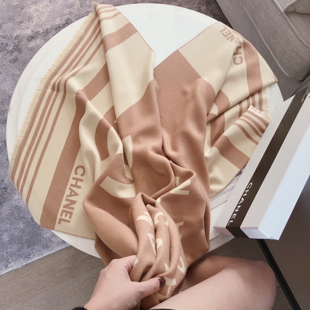 【CHANEL公式旗艦店】シャネル スカーフ 限定発売 送料無料