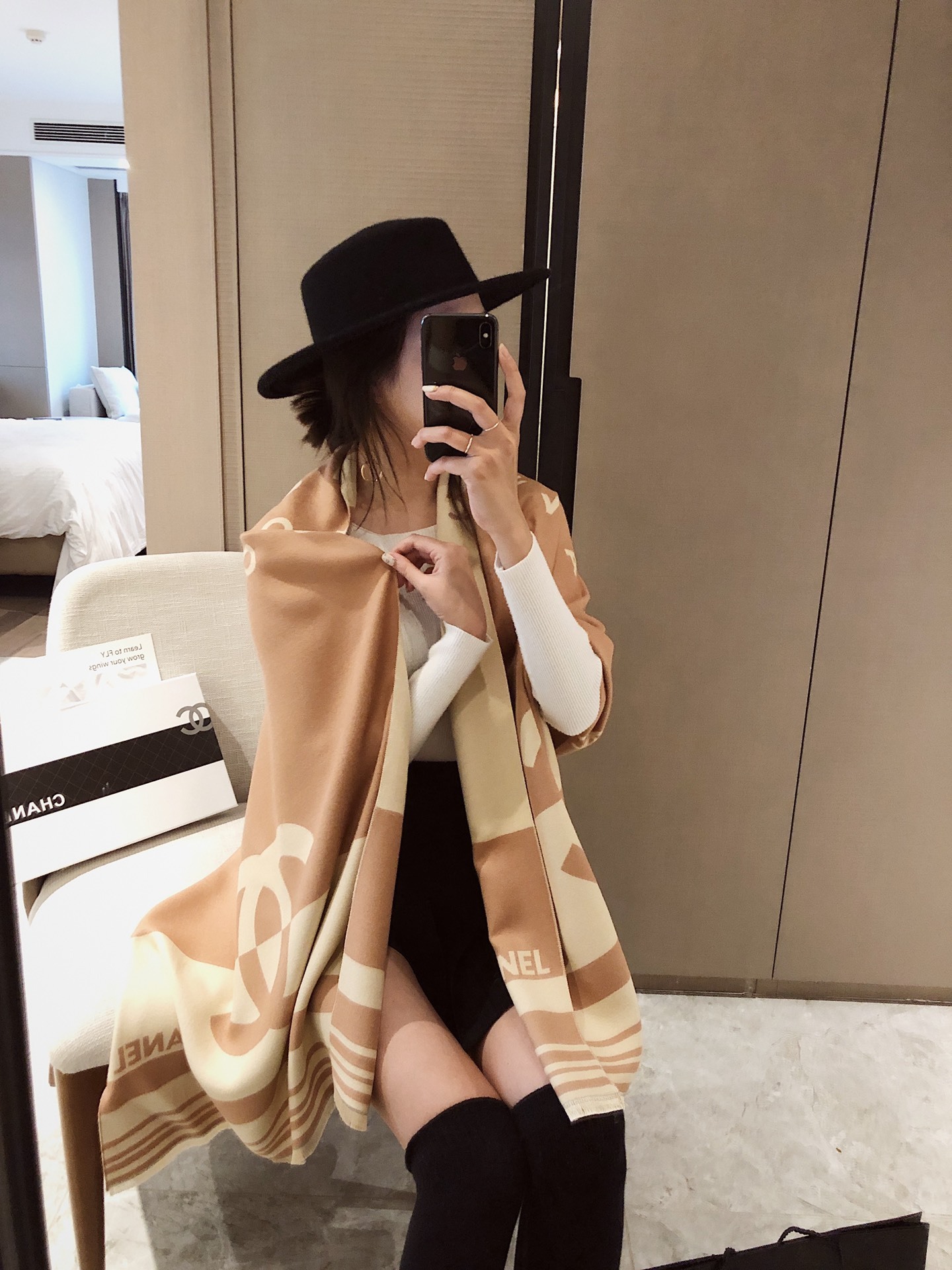 【CHANEL公式旗艦店】シャネル スカーフ 限定発売 送料無料