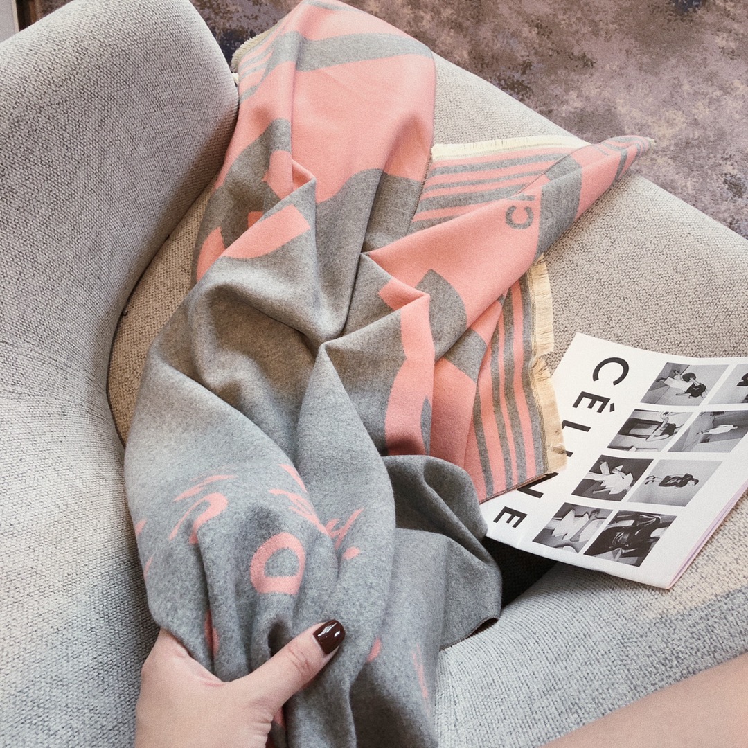 【CHANEL公式旗艦店】シャネル スカーフ 限定発売 送料無料