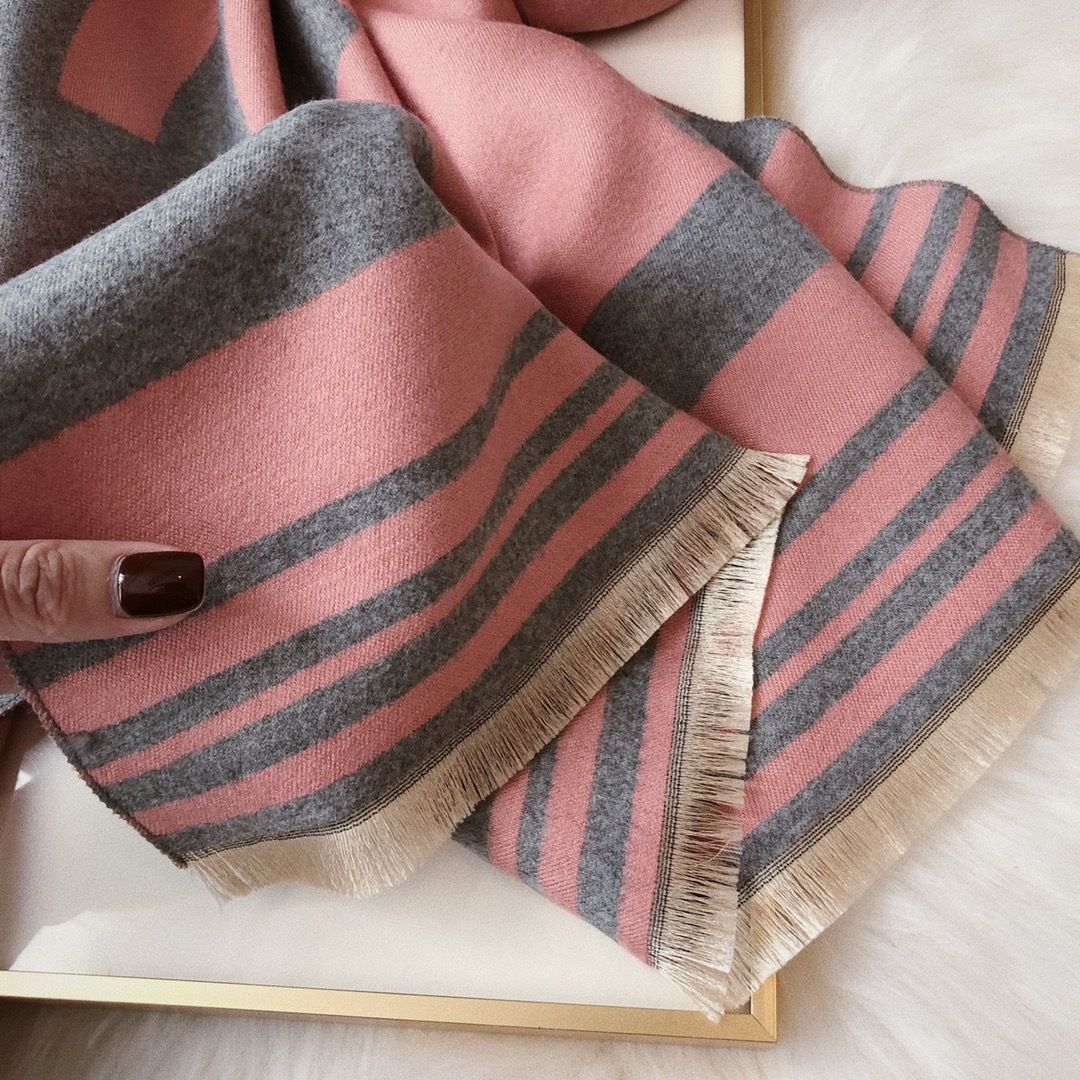 【CHANEL公式旗艦店】シャネル スカーフ 限定発売 送料無料