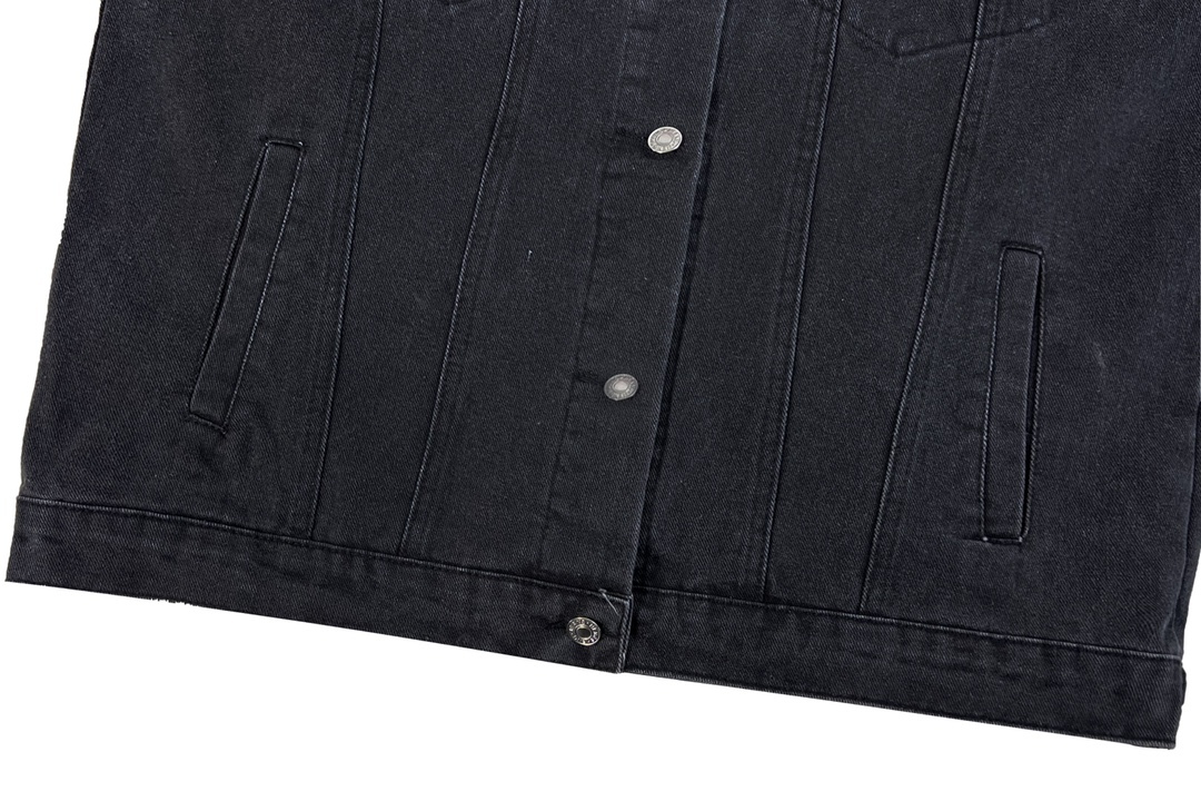 【BALENCIAGA公式旗艦店】バレンシアガ デニムジャケット ご好評に付き再入荷！