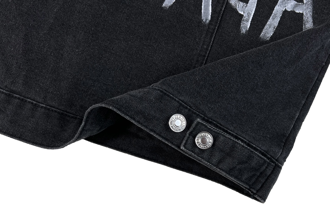 【BALENCIAGA公式旗艦店】バレンシアガ デニムジャケット ご好評に付き再入荷！