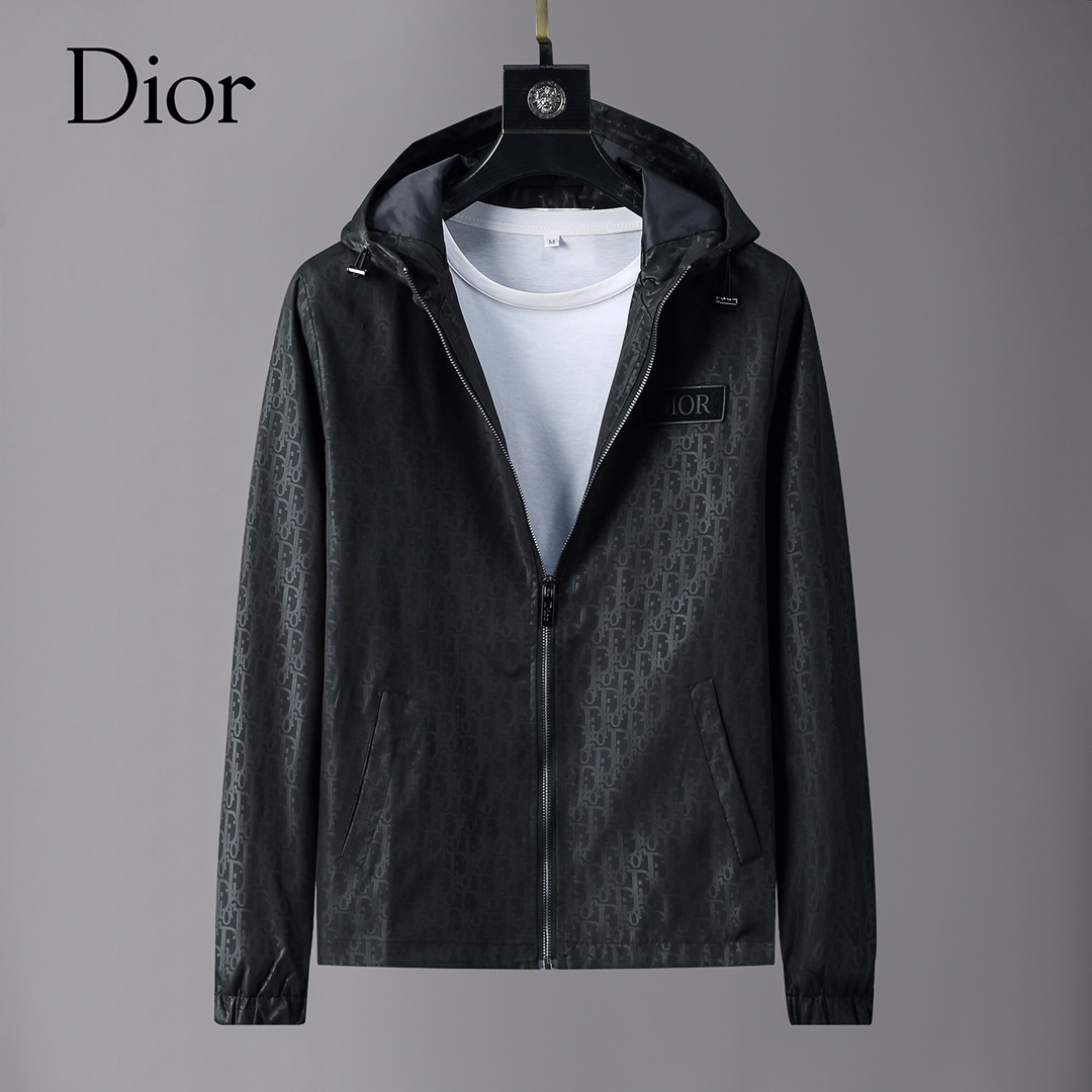 【Dior公式 旗艦店】（ディオール）ジャケット、ご好評に付き再入荷！