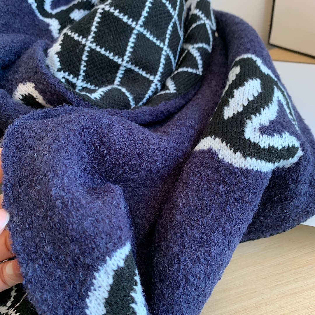 【CHANEL公式旗艦店】シャネル スカーフ 限定発売 送料無料