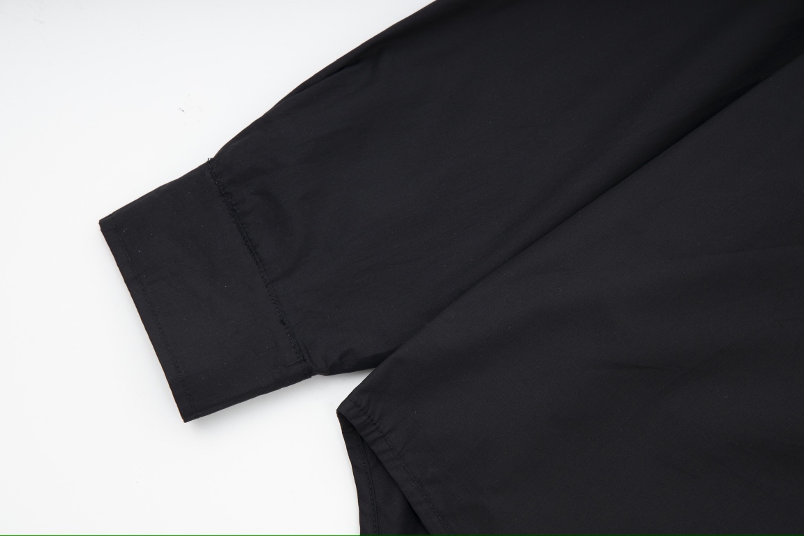 【BALENCIAGA旗艦店】（バレンシアガ）長袖シャツ、ご好評に付き再入荷！