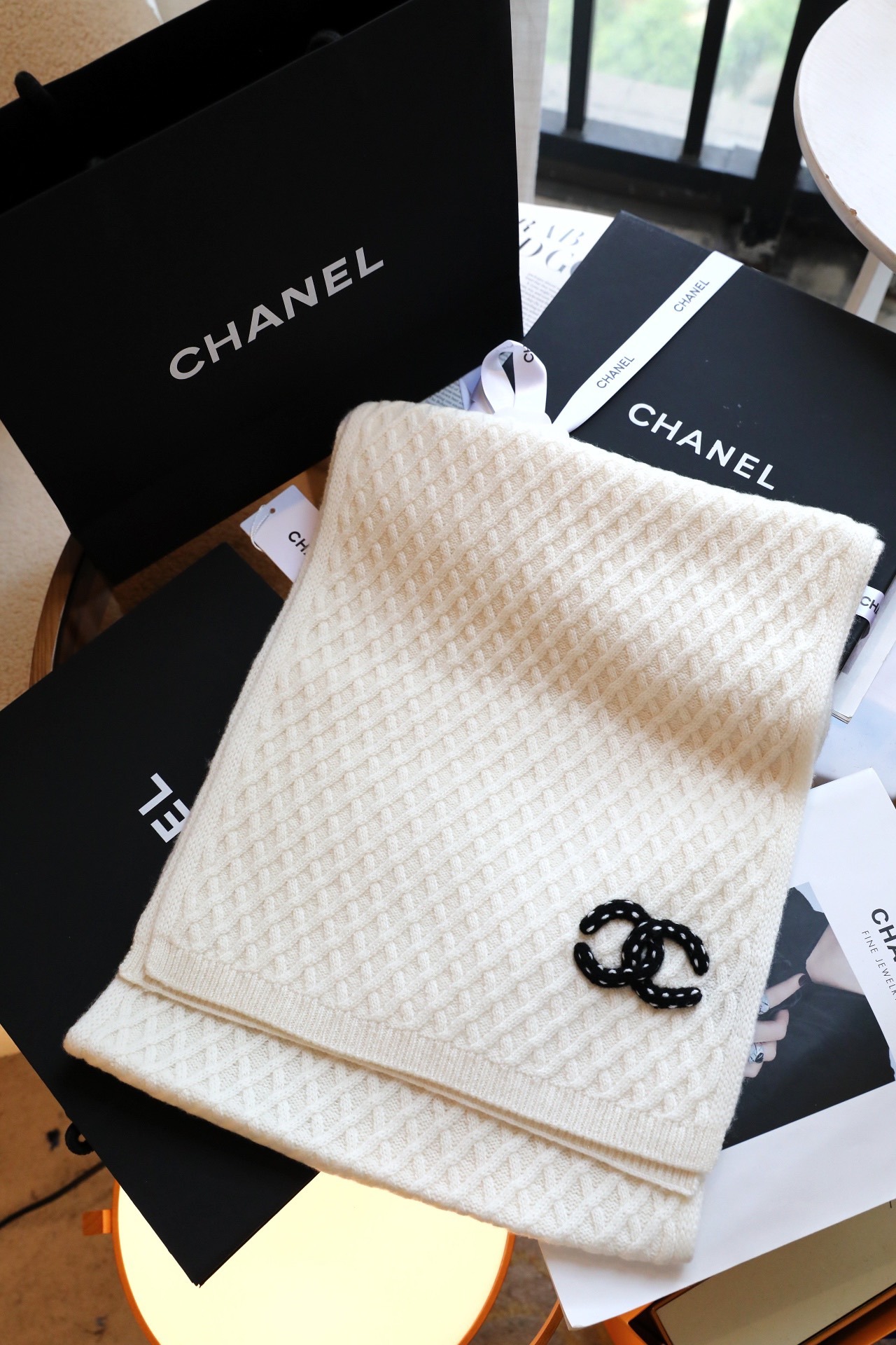 【CHANEL公式旗艦店】シャネル スカーフ 限定発売 送料無料