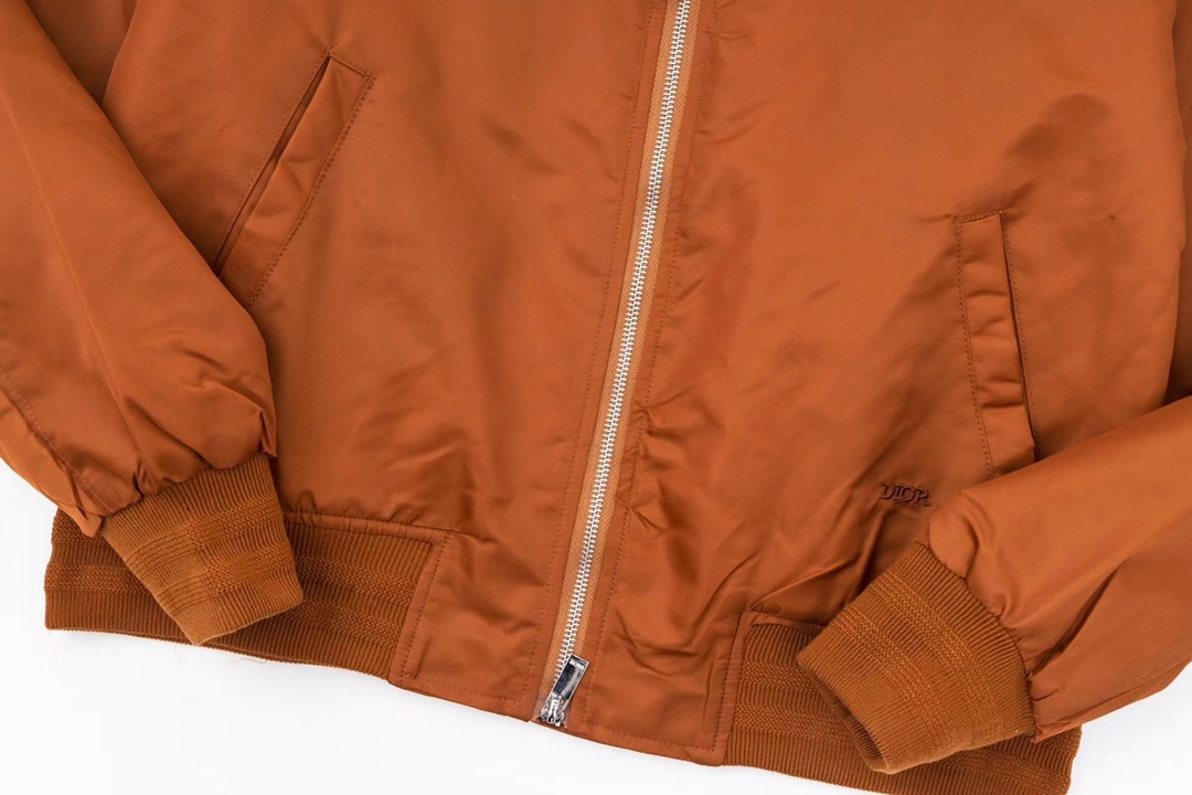 【DIOR公式旗艦店】ディオール ジャケット ご好評に付き再入荷！