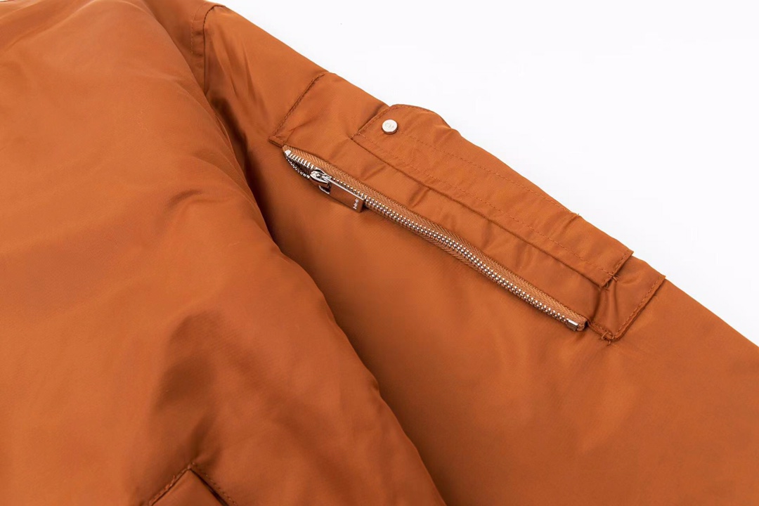 【DIOR公式旗艦店】ディオール ジャケット ご好評に付き再入荷！