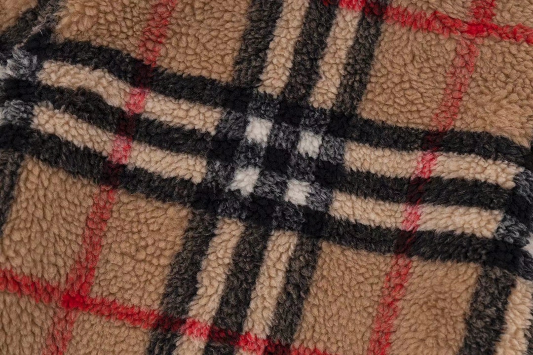 【BURBERRY旗艦店】バーバリー ラムウールジャケット ご好評に付き再入荷！