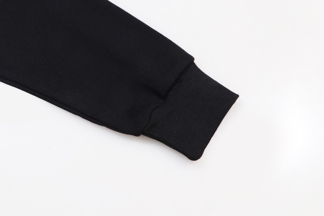 【CELINE旗艦店】パーカー★男女兼用★ご好評に付き再入荷！