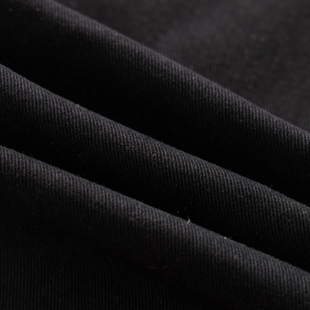 【CHROME HEARTS 公式旗艦店】クロムハーツ ジーパン、ご好評に付き再入荷！