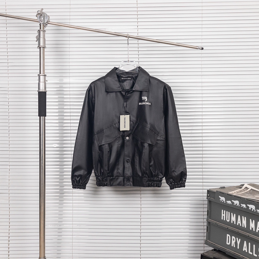 【BALENCIAGA旗艦店】バレンシアガ 革ジャケット、ご好評に付き再入荷！