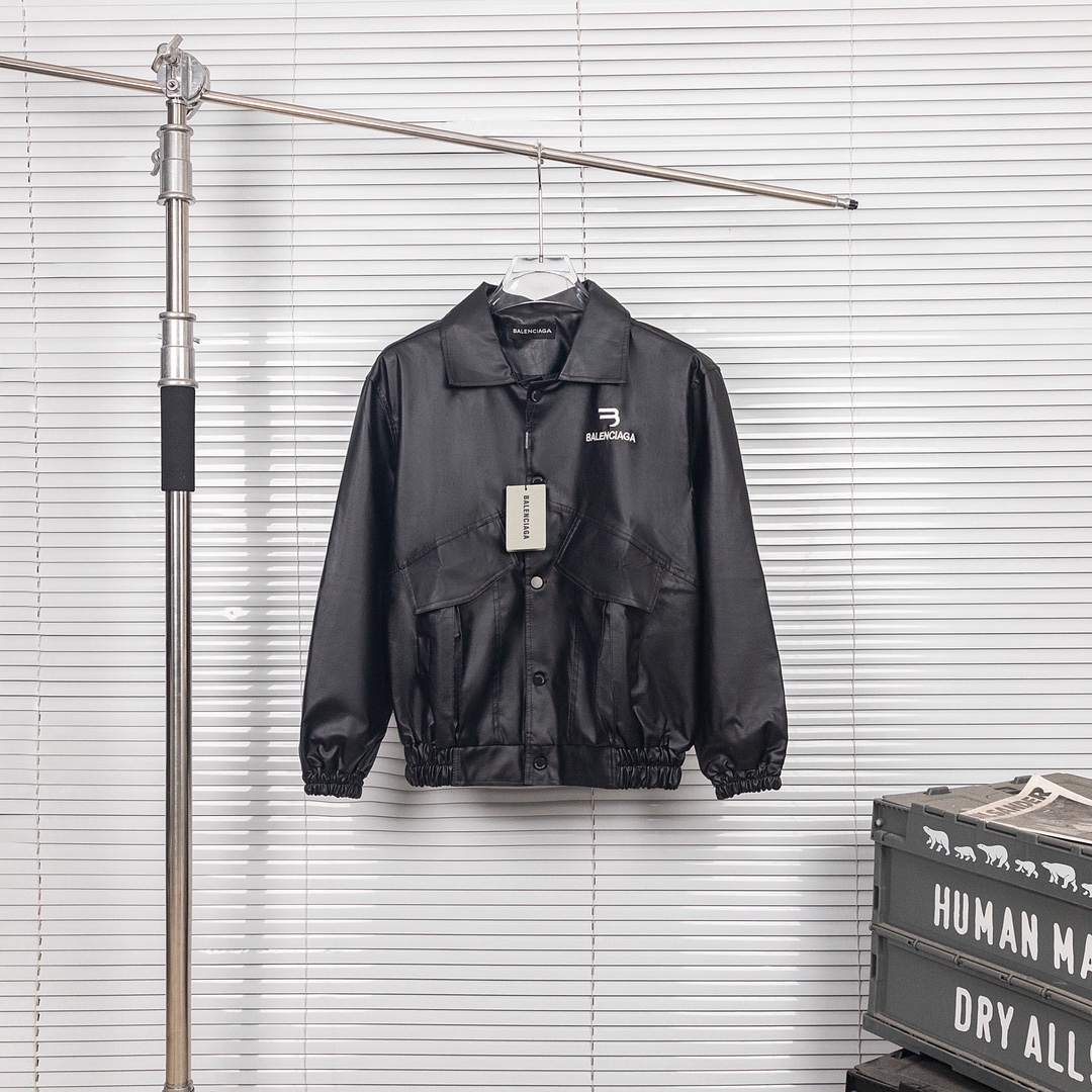 【BALENCIAGA旗艦店】バレンシアガ 革ジャケット、ご好評に付き再入荷！