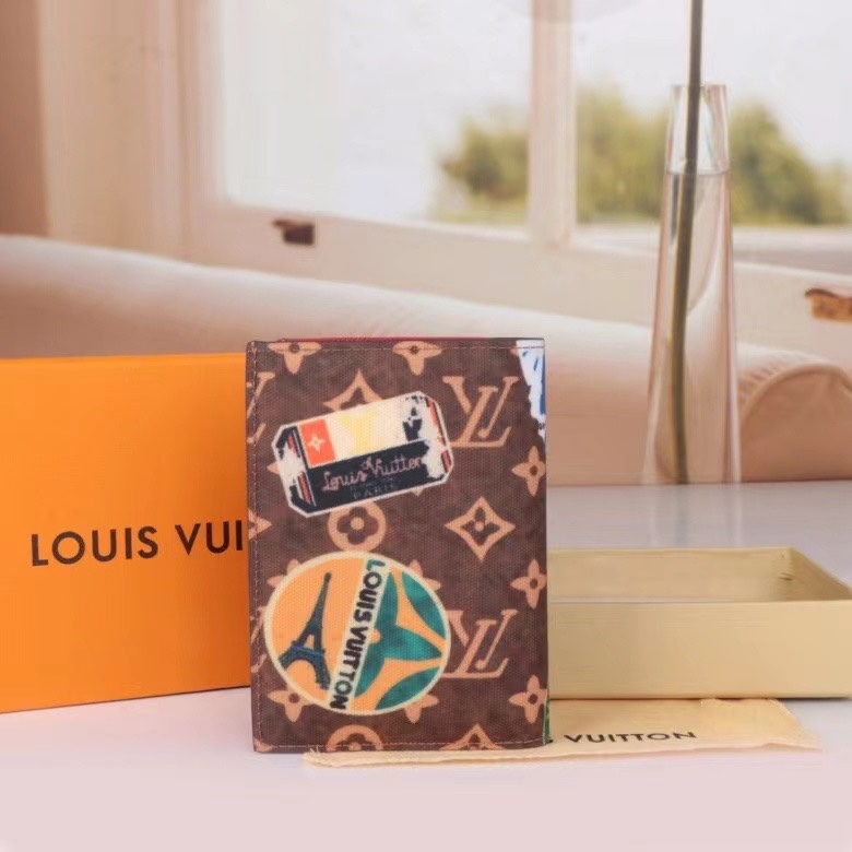 Louis Vuitton (ルイ・ヴィトン)  財布 14*10*2.5CM M83519 64052