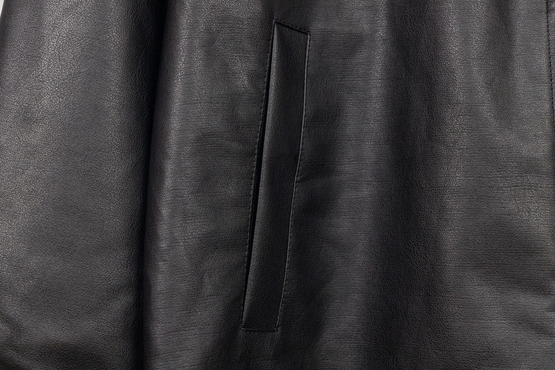 【PRADA旗艦店】プラダ ジャケット ご好評に付き再入荷！