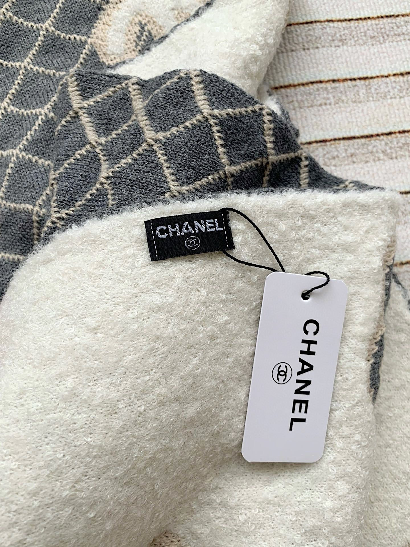 【CHANEL公式旗艦店】シャネル スカーフ 限定発売 送料無料