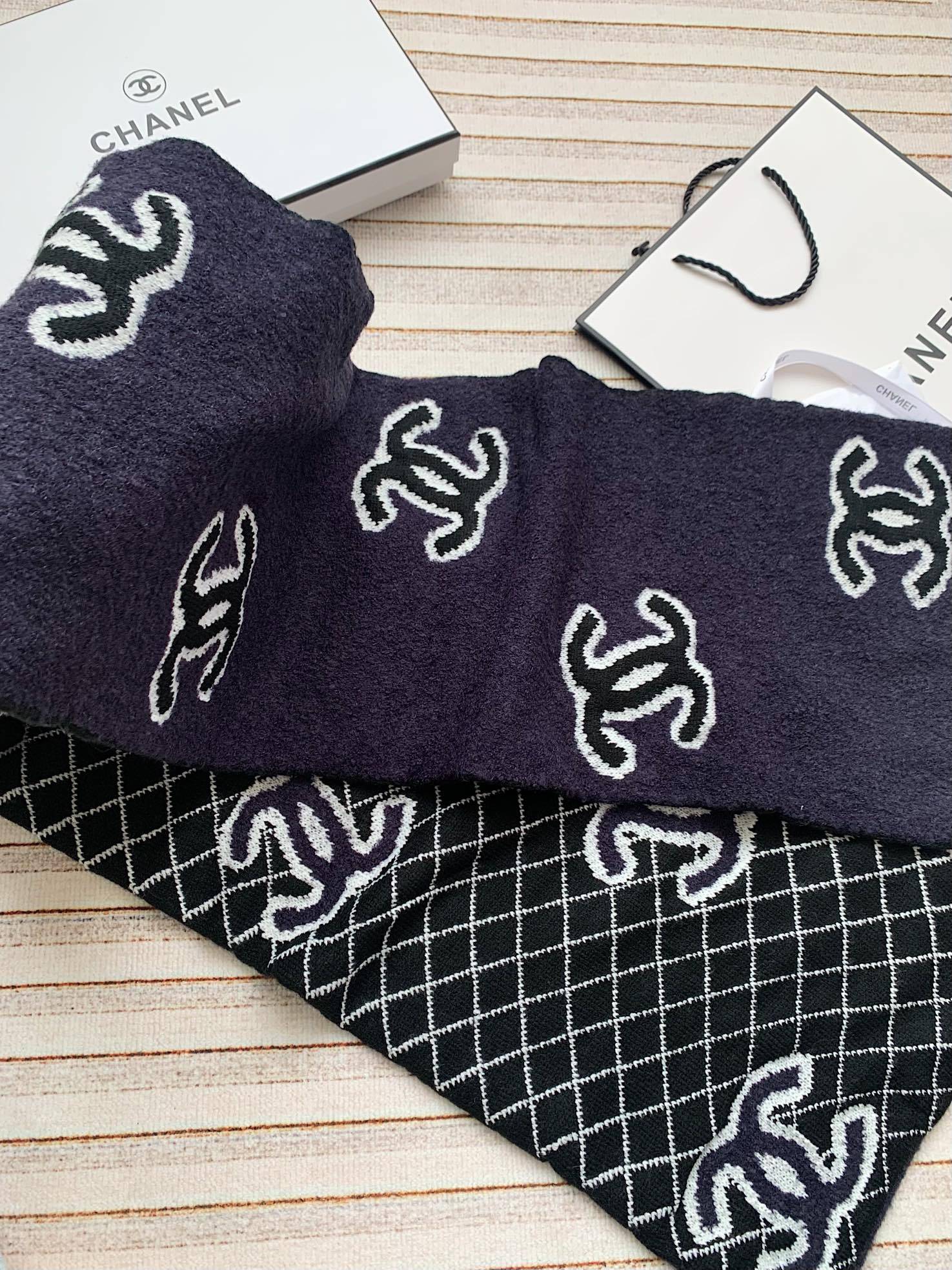 【CHANEL公式旗艦店】シャネル スカーフ 限定発売 送料無料