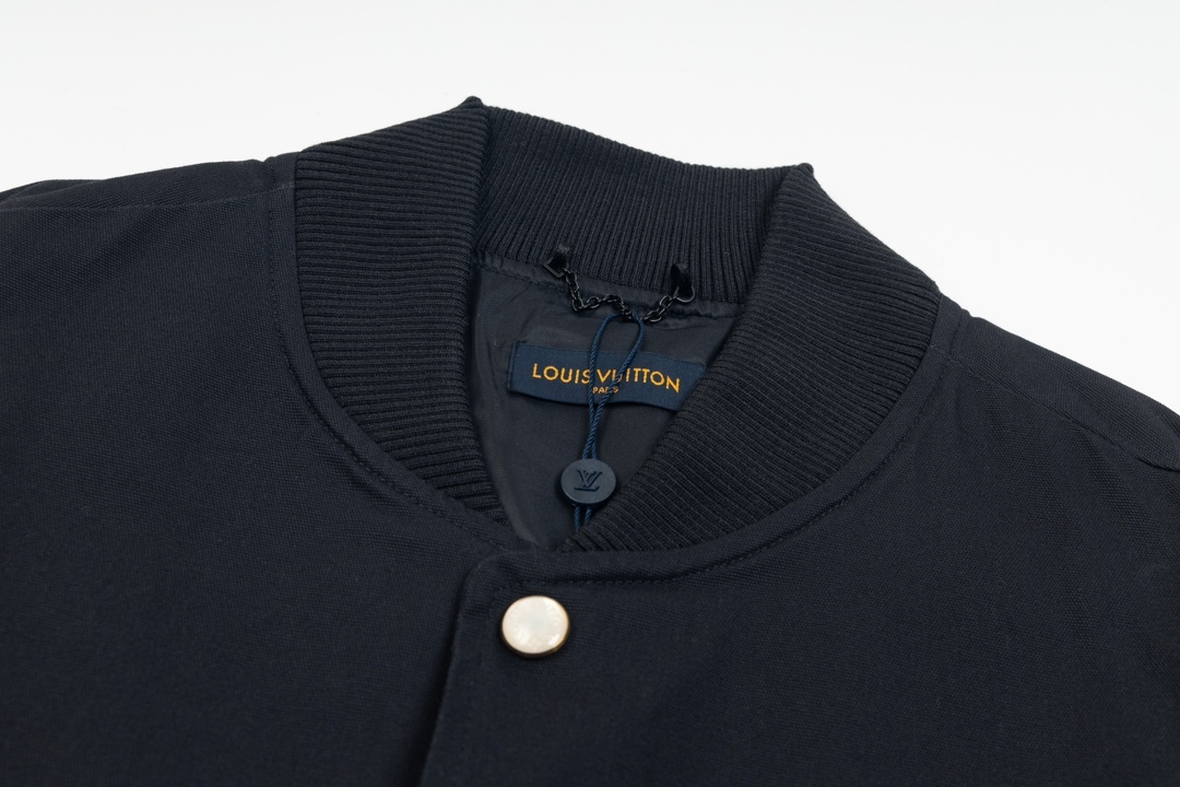 【LOUIS VUITTON旗艦店】ルイヴィトン ジャケット ご好評に付き再入荷！