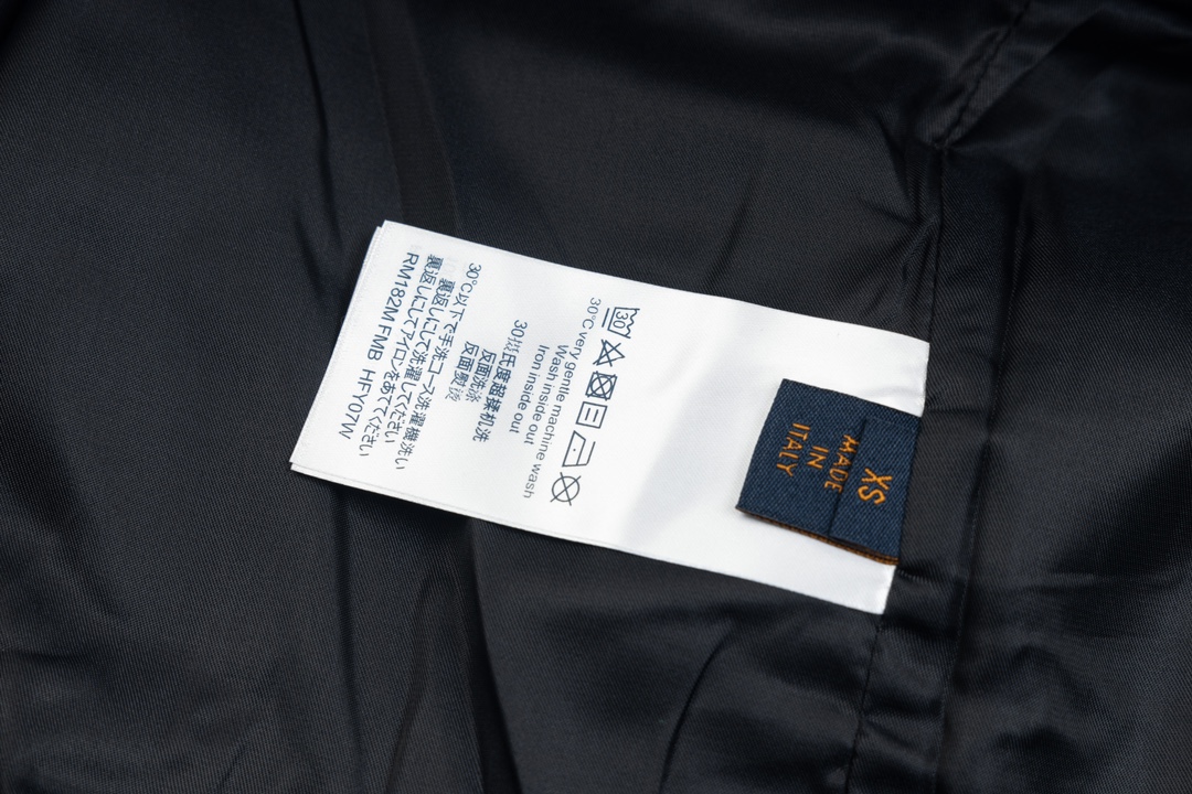 【LOUIS VUITTON旗艦店】ルイヴィトン ジャケット ご好評に付き再入荷！