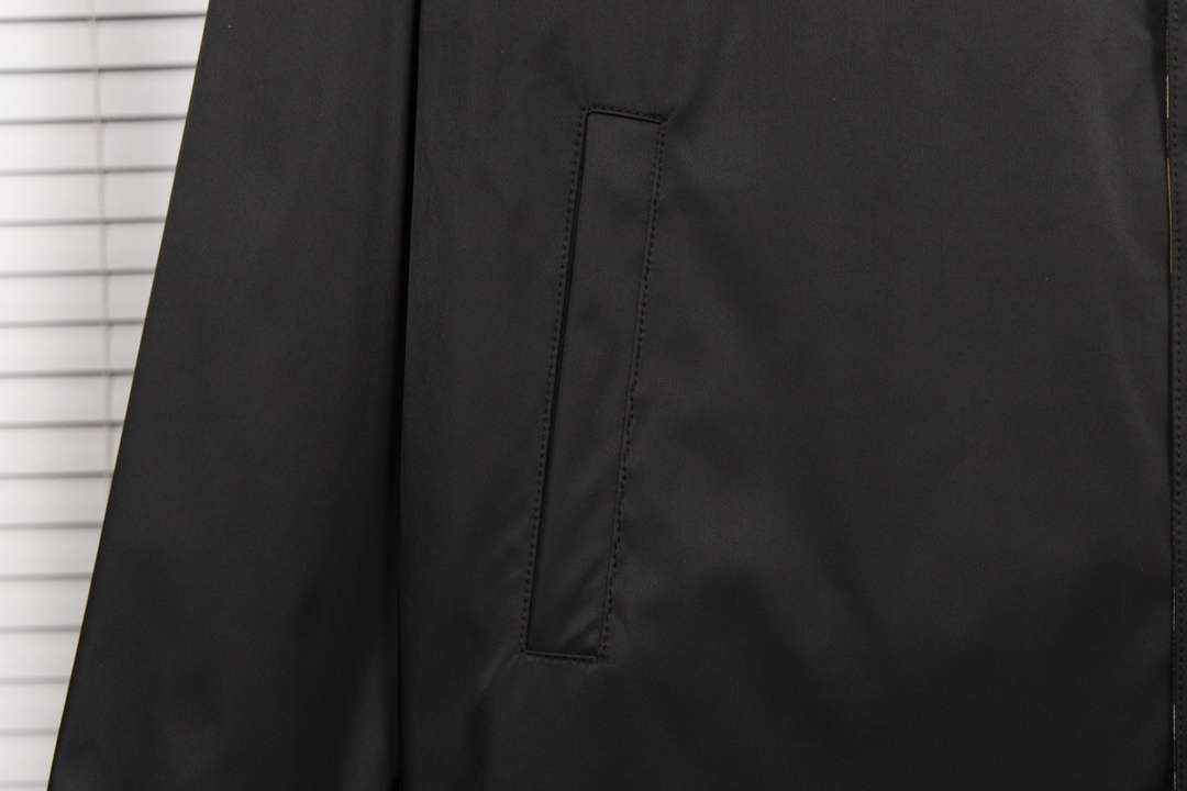 【BURBERRY旗艦店】バーバリー ジャケット 、ご好評に付き再入荷！