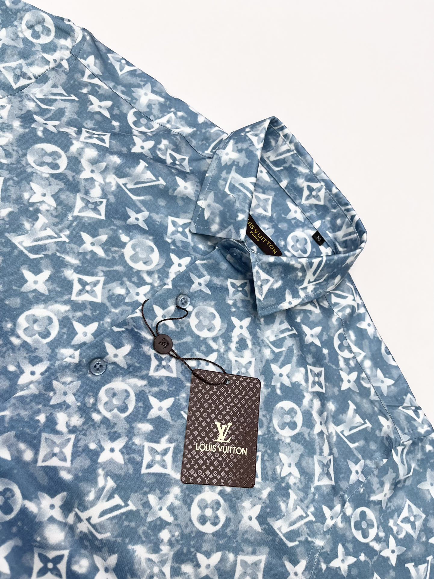 【Louis Vuitton 】（ルイヴィトン）長袖シャツ 男女兼用、ご好評に付き再入荷！