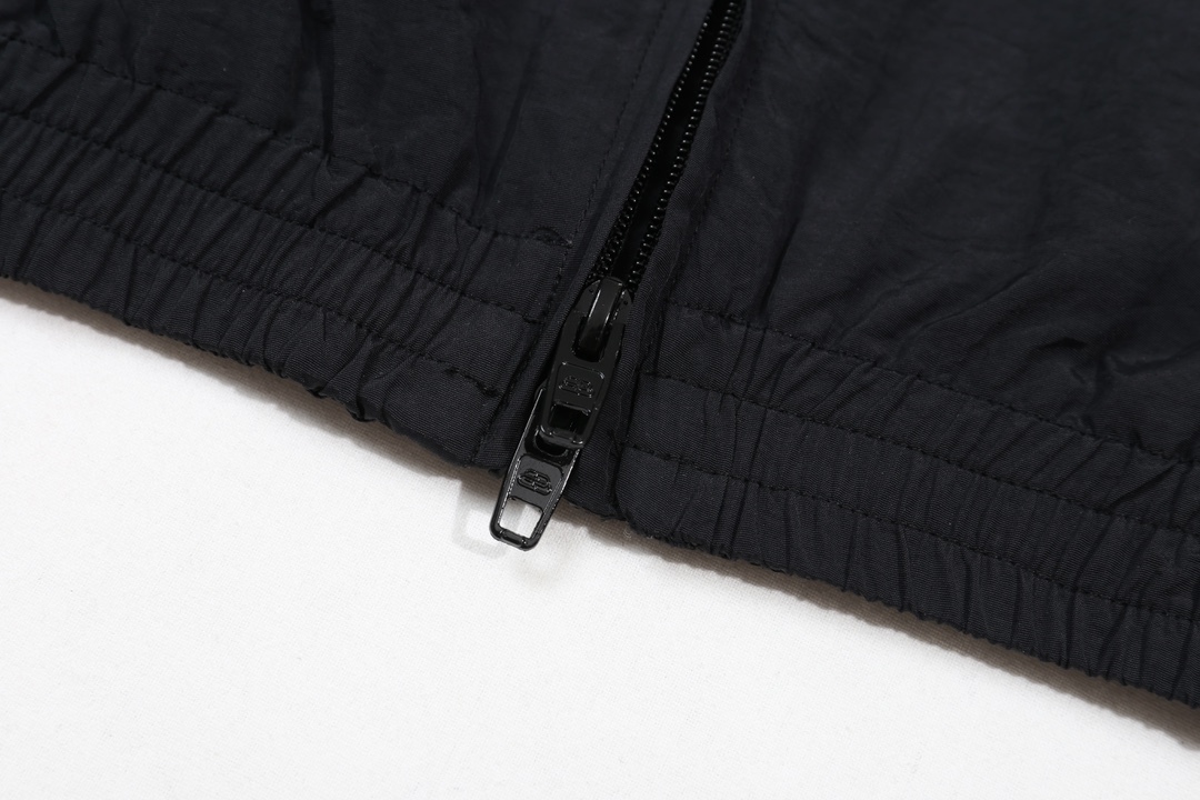 【BALENCIAGA旗艦店】バレンシアガ ジャケット、ご好評に付き再入荷！