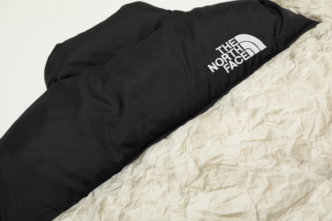 【The North Face x Supreme】 連名ダウンジャケット【即日出荷】