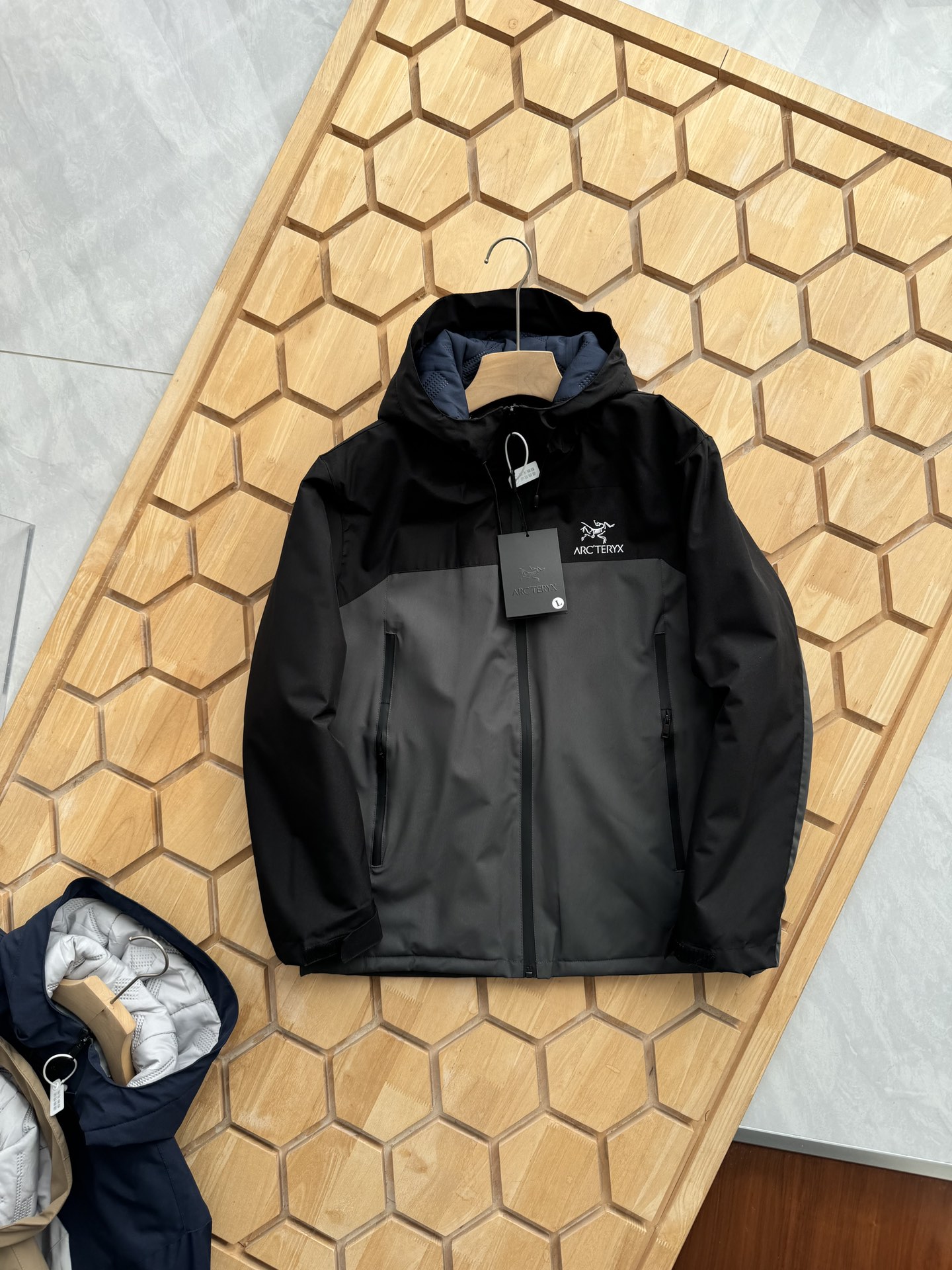 【ARC'TERYX旗艦店】秋冬ジャケット 男女兼用 ご好評に付き再入荷！