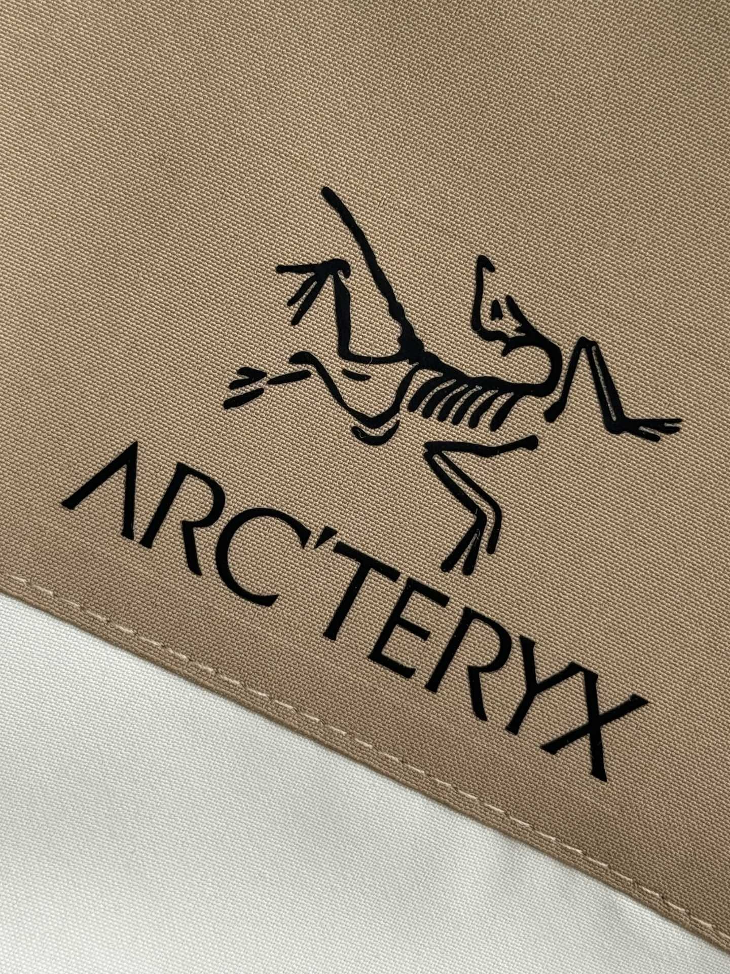 【ARC'TERYX旗艦店】秋冬ジャケット 男女兼用 ご好評に付き再入荷！