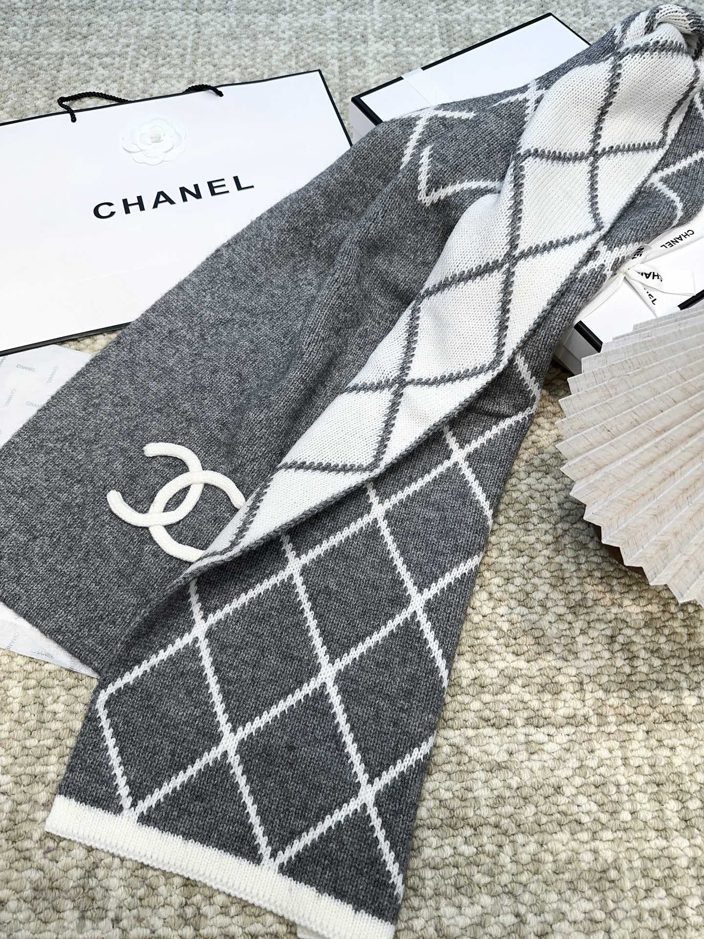 【CHANEL公式旗艦店】シャネル スカーフ 限定発売 送料無料