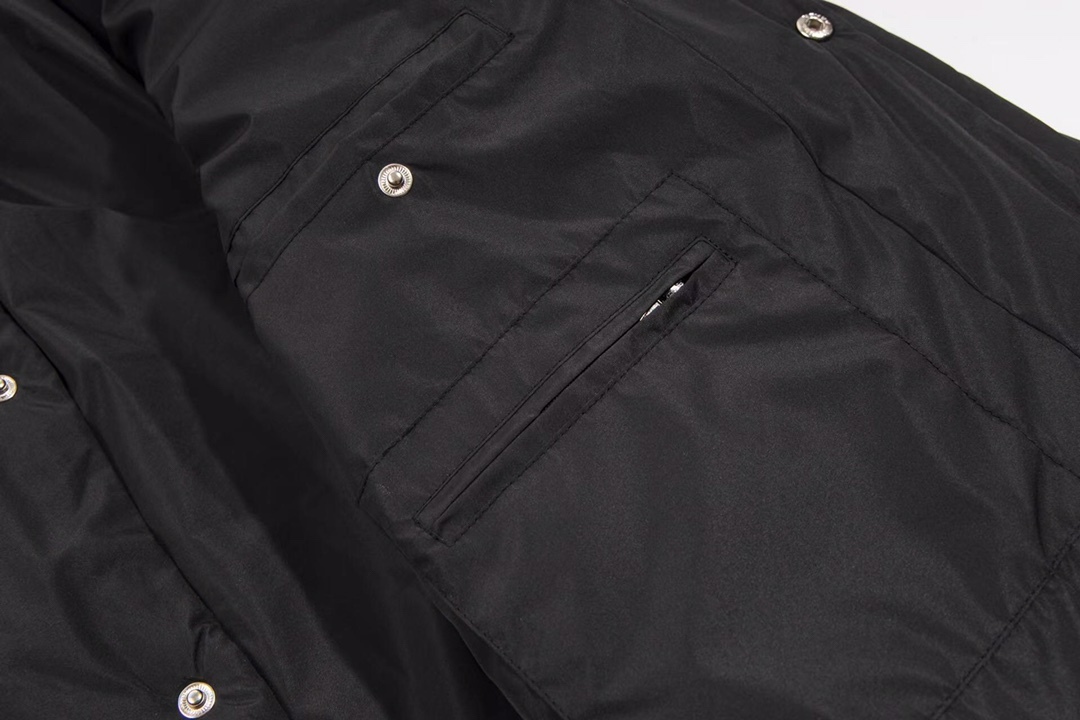 【PRADA旗艦店】プラダ ジャケット ご好評に付き再入荷！