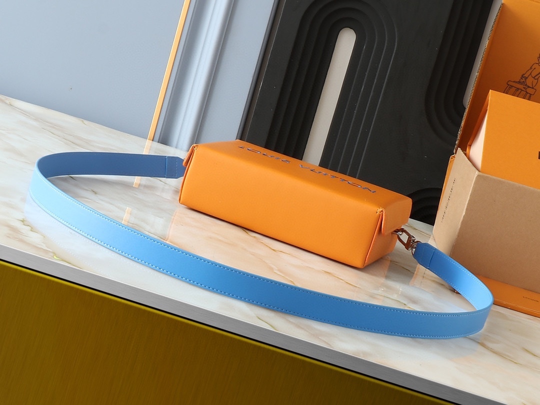 LOUIS VUITTON ルイヴィトン Shopper クロスボディバッグ M24455