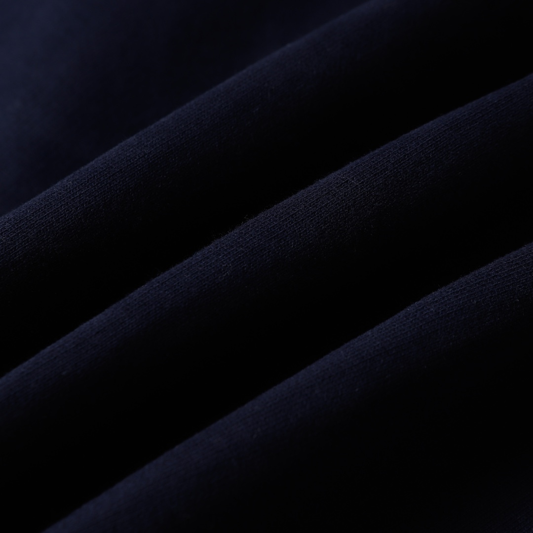 【MIU MIU旗艦店】 ジャケット ご好評に付き再入荷！