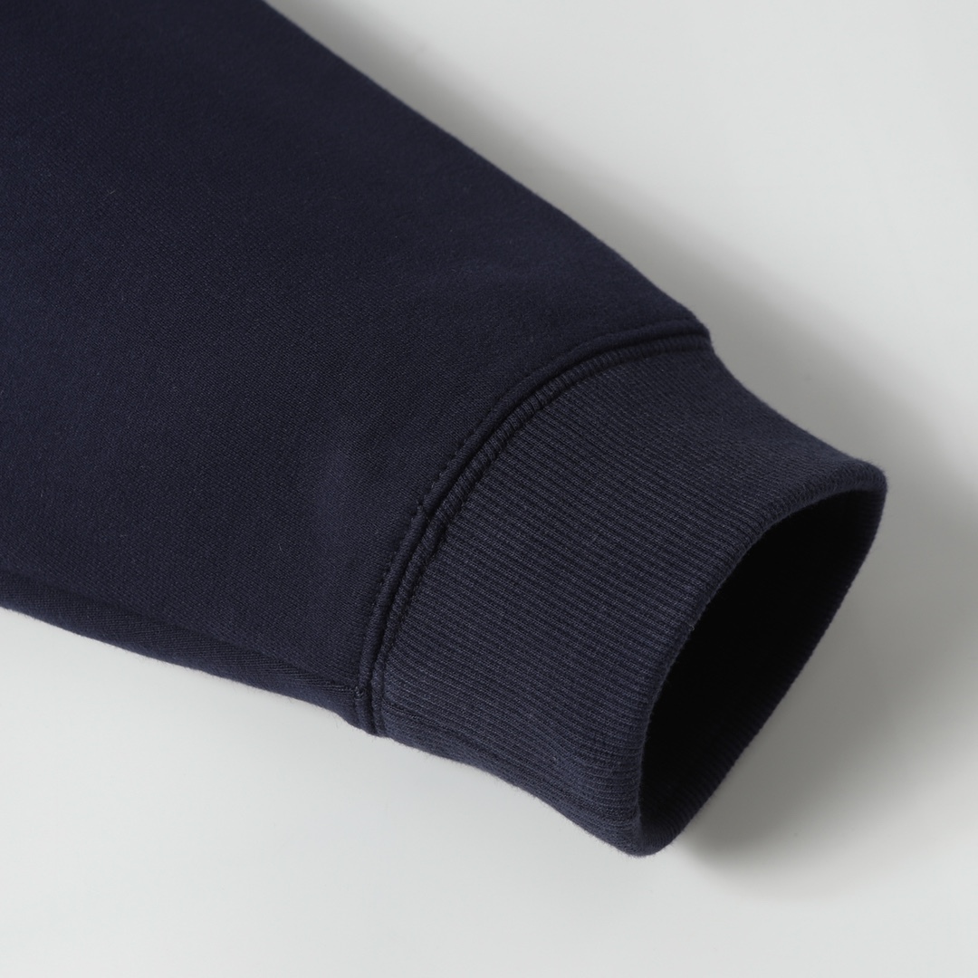 【MIU MIU旗艦店】 ジャケット ご好評に付き再入荷！