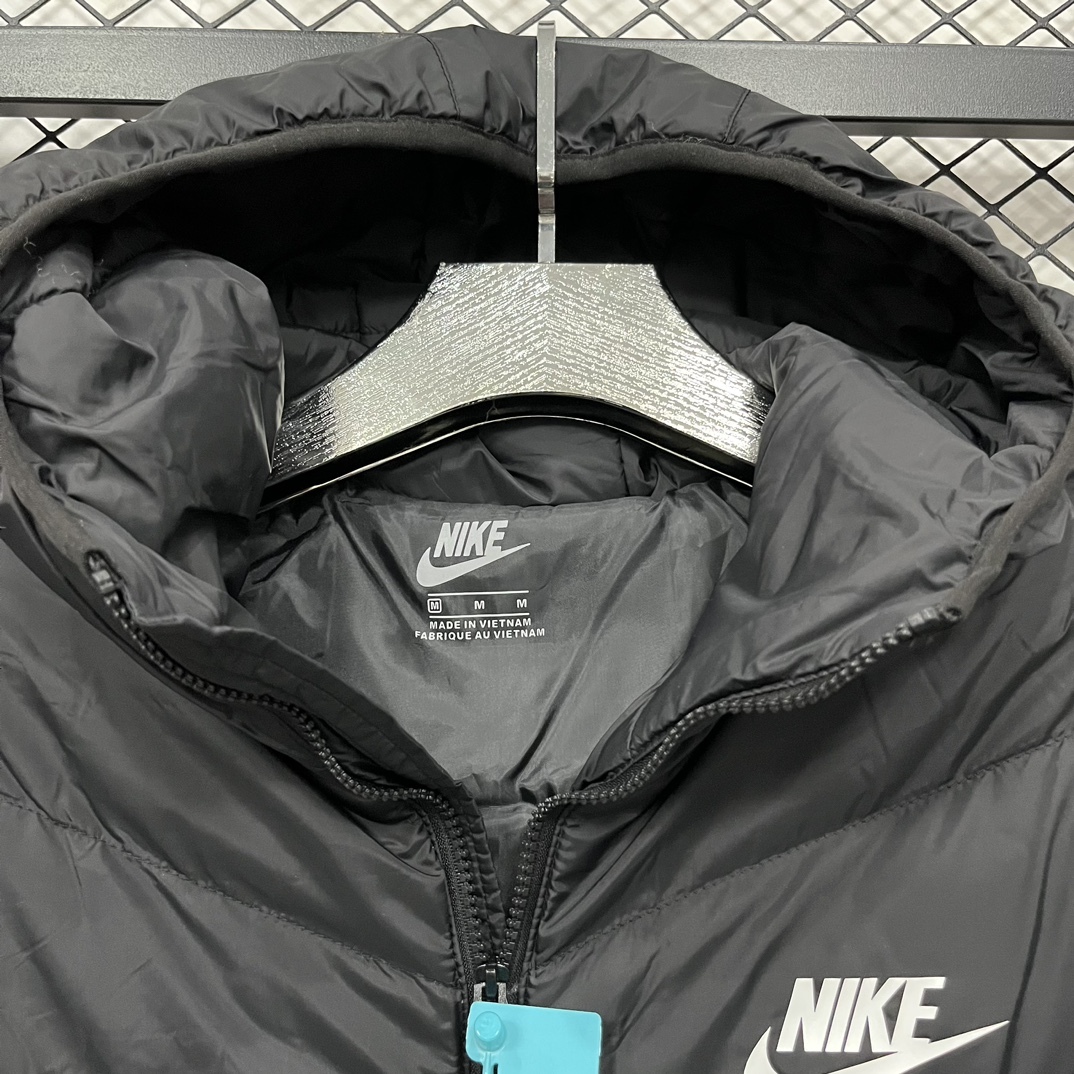 【NIKE旗艦店】ダウンジャケット ご好評に付き再入荷！