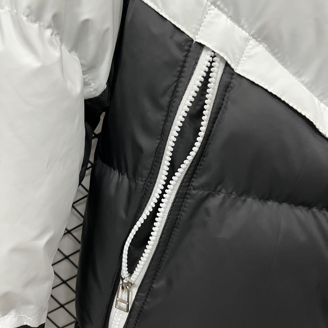 【NIKE旗艦店】ダウンジャケット ご好評に付き再入荷！