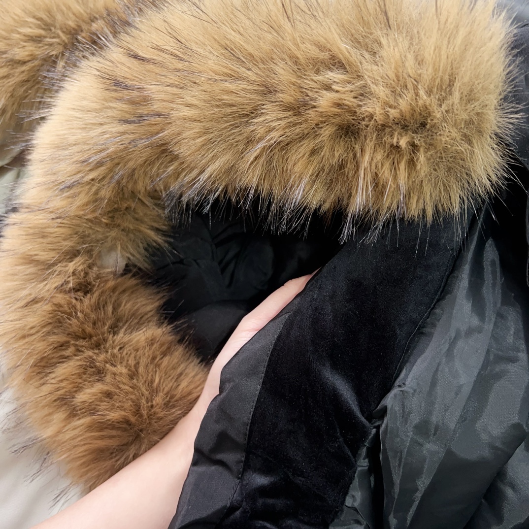 【CANADA GOOSE旗艦店】ダウンジャケット 男女兼用、ご好評に付き再入荷！