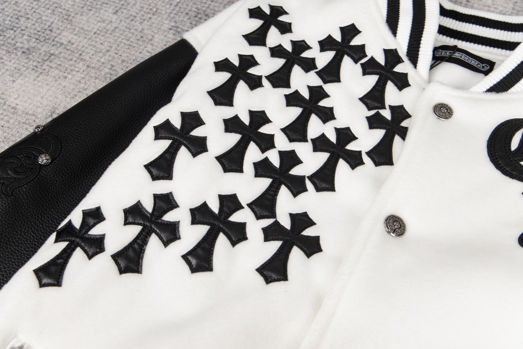 【CHROME HEARTS旗艦店】クロムハーツ ジャケット ご好評に付き再入荷！