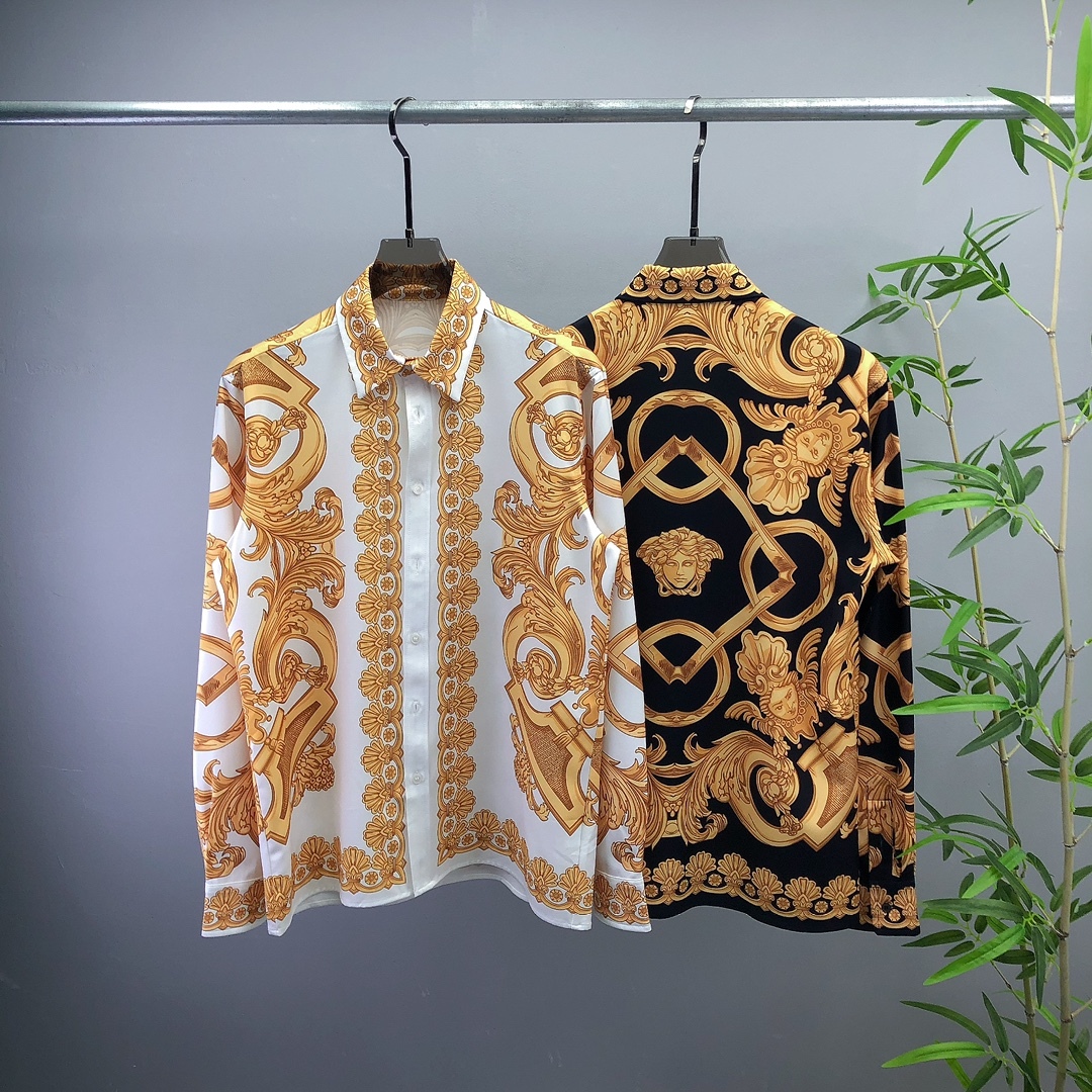 【VERSACE旗艦店】（ヴェルサーチ）長袖シャツ、ご好評に付き再入荷！