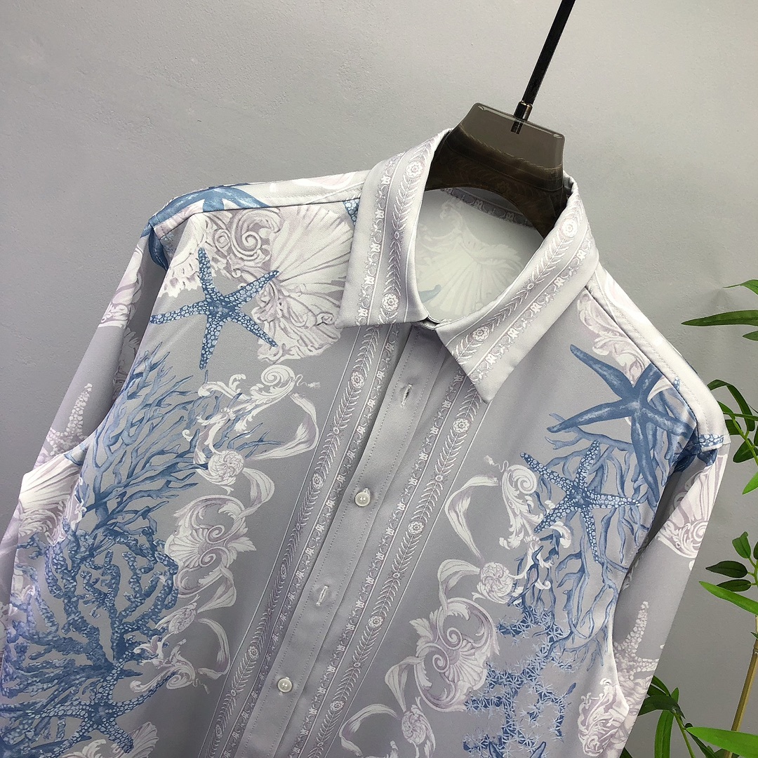 【VERSACE旗艦店】（ヴェルサーチ）長袖シャツ、ご好評に付き再入荷！