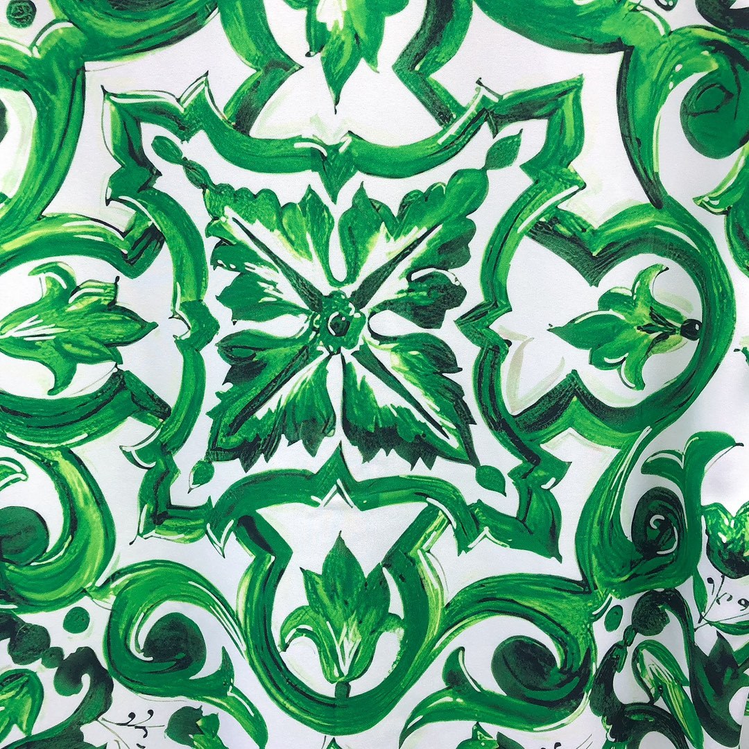 【Dolce&Gabbana旗艦店】長袖シャツ、ご好評に付き再入荷！