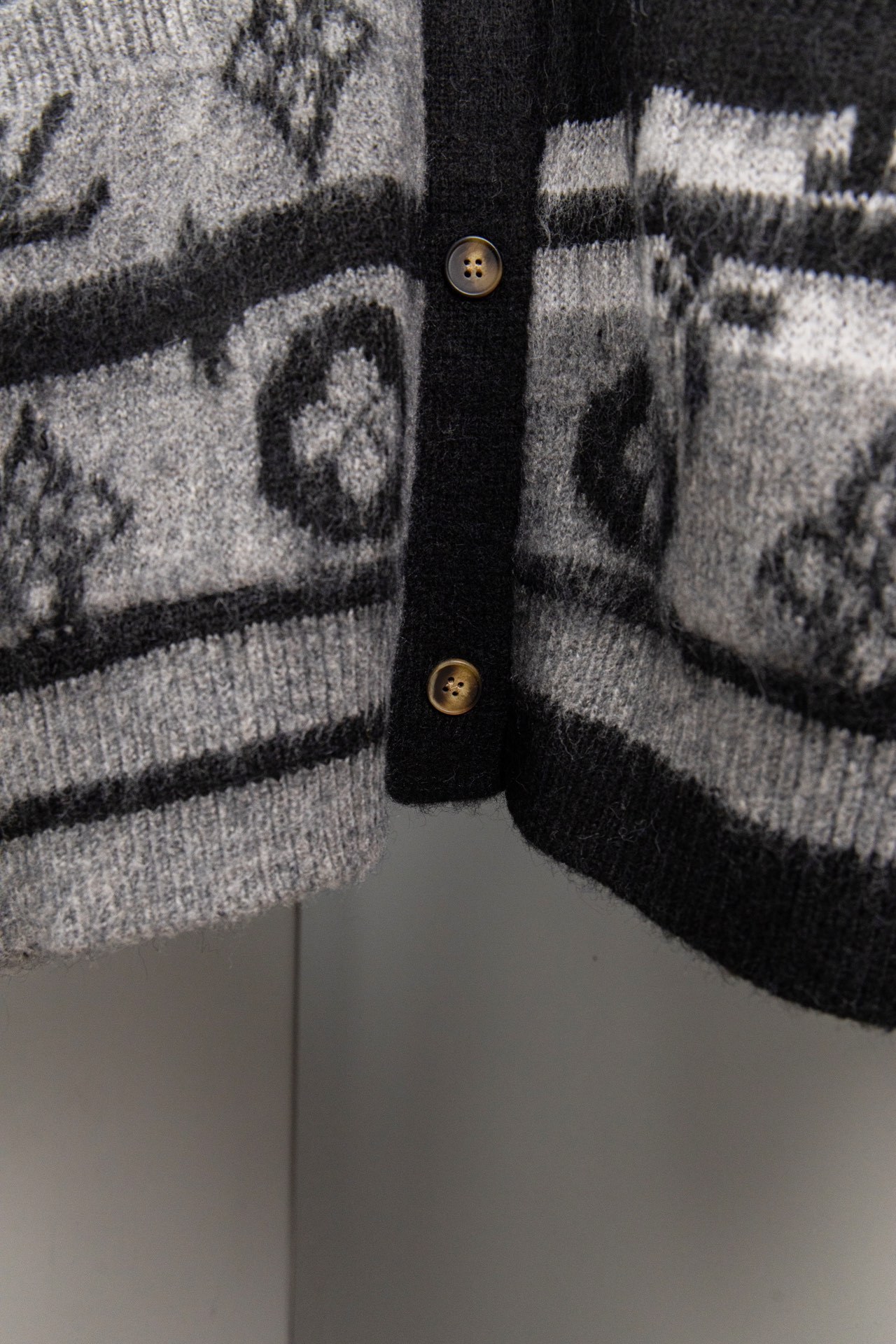 【LOUIS VUITTON旗艦店】ルイヴィトン セーター ご好評に付き再入荷！