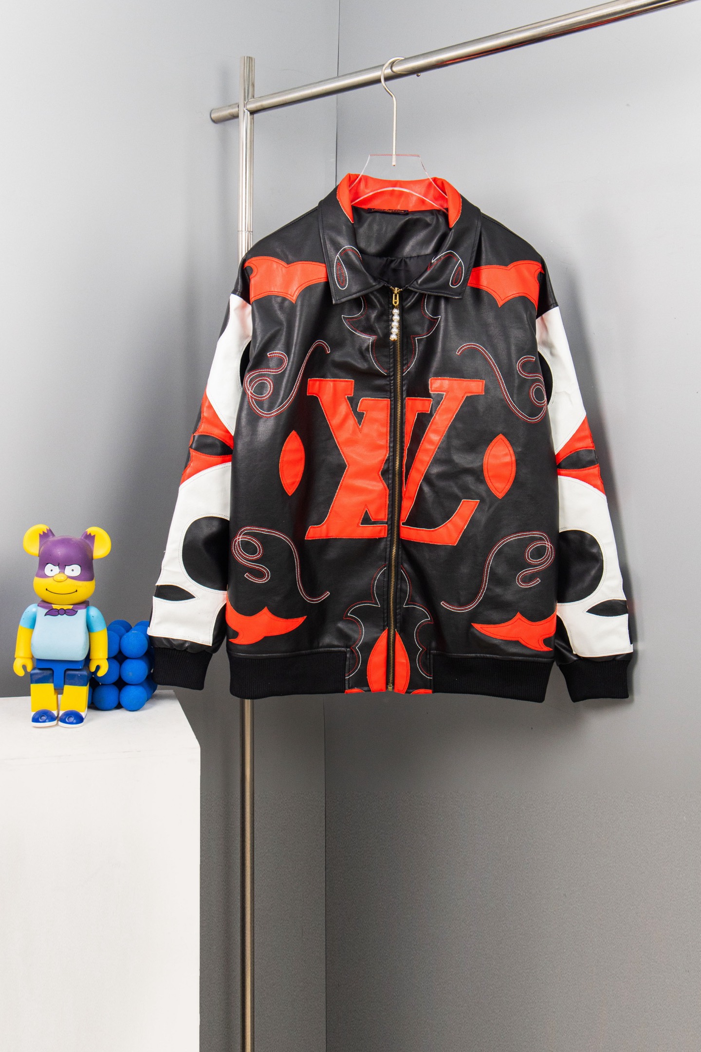 【LOUIS VUITTON旗艦店】ルイヴィトン ジャケット 、ご好評に付き再入荷！